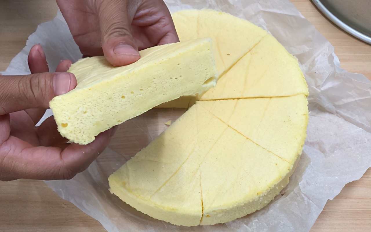 天冷了多吃这道菜,无需烤箱3分钟做酸奶蛋糕