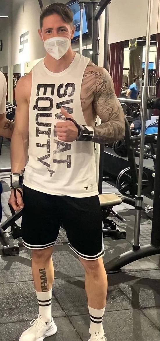 托雷斯训练照,托雷斯打拳