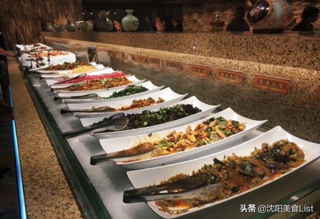 沈阳人！吃自助餐都用什么姿势？