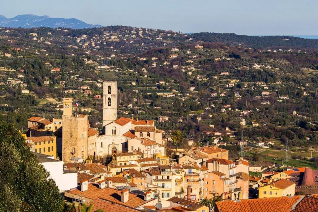 去死皮沐浴露带香味的,代购的大牌香水