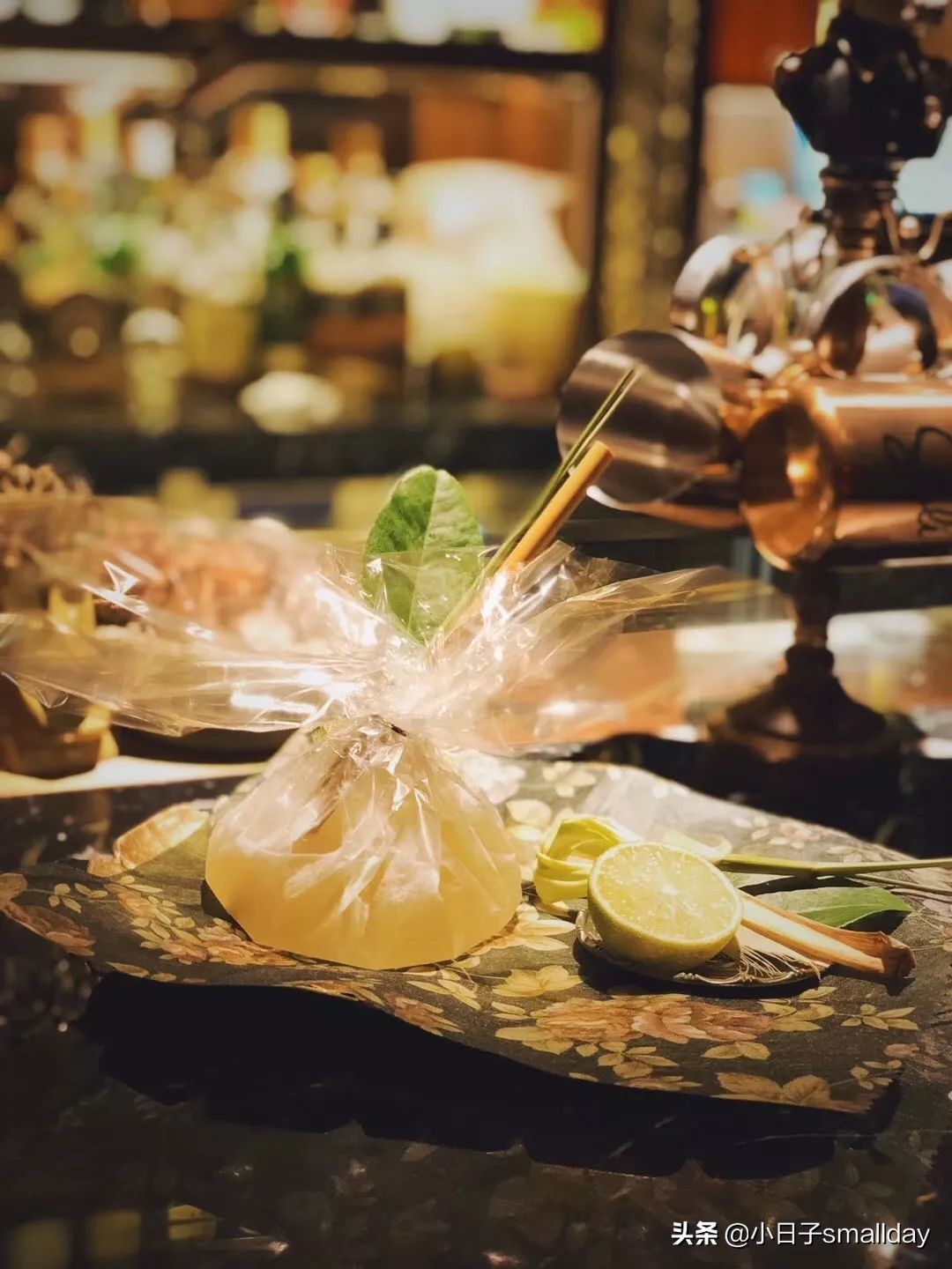 酒吧|坐上逃离人间的微醺列车