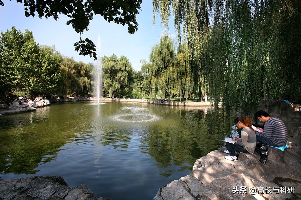 兰州大学是不是西北第一,兰州大学是一所什么样的学校