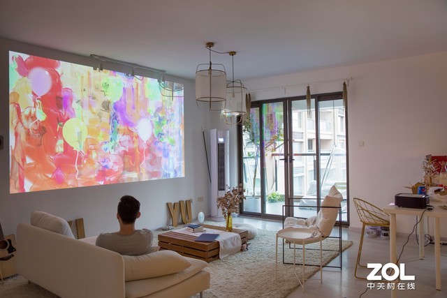 投影光源led和灯泡,led光源和激光光源的投影区别