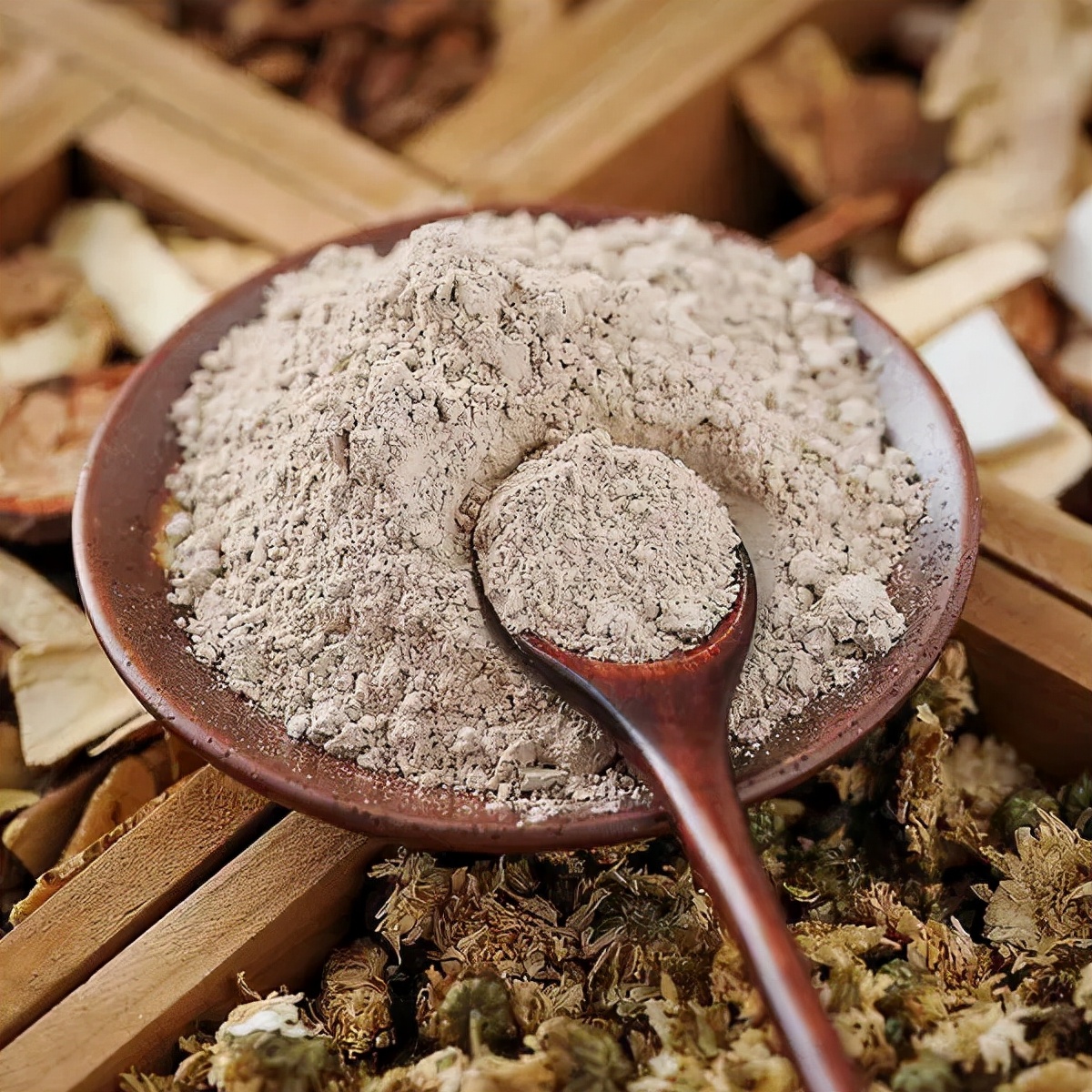 中医黑眼圈的原因和治疗方法,黑眼圈中医调理方法