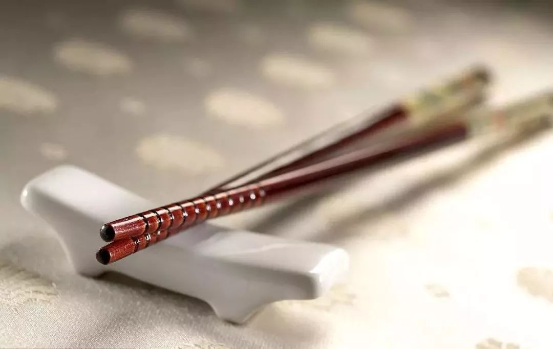 中国用筷子的文化,筷子里的中国文化综合性学习答案