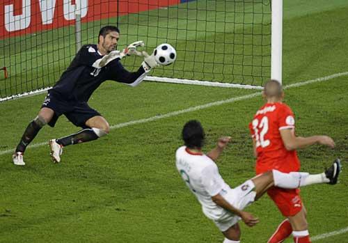 欧洲足球因为疫情停了多久,欧洲足球财政危机