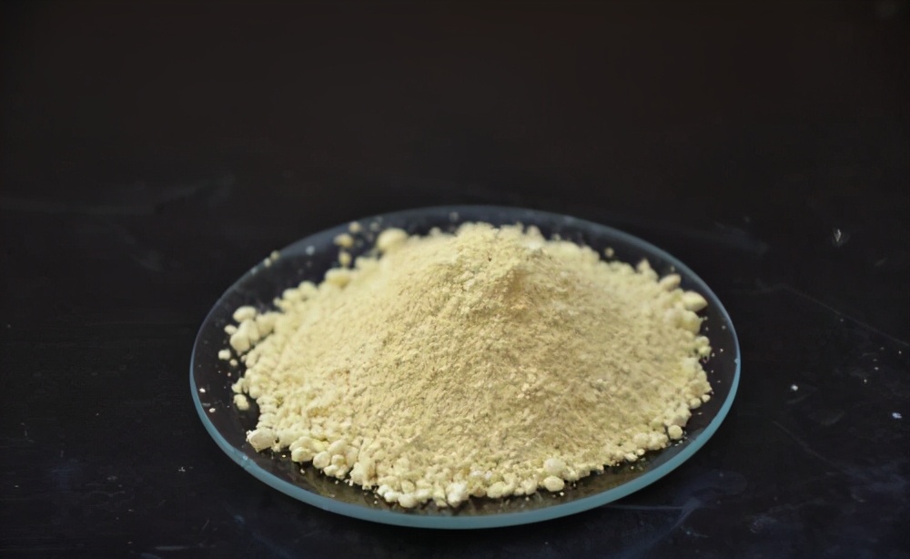 初雪不浪漫了！河南的雪真的“掺假”了吗？