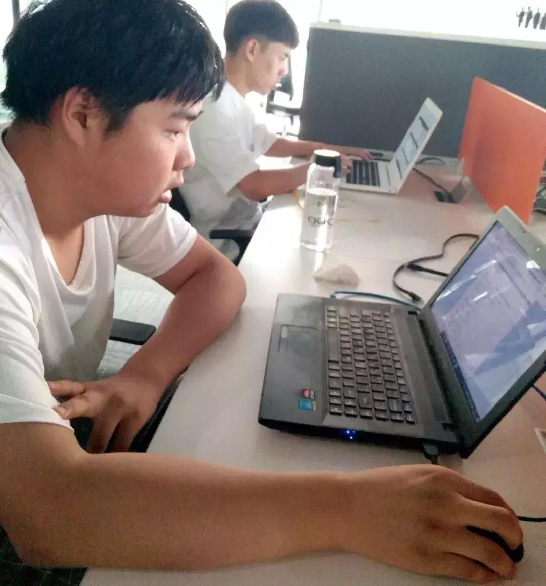 精准制导|实训实现“无缝对接”沈阳理工大学校企班学生工作状态