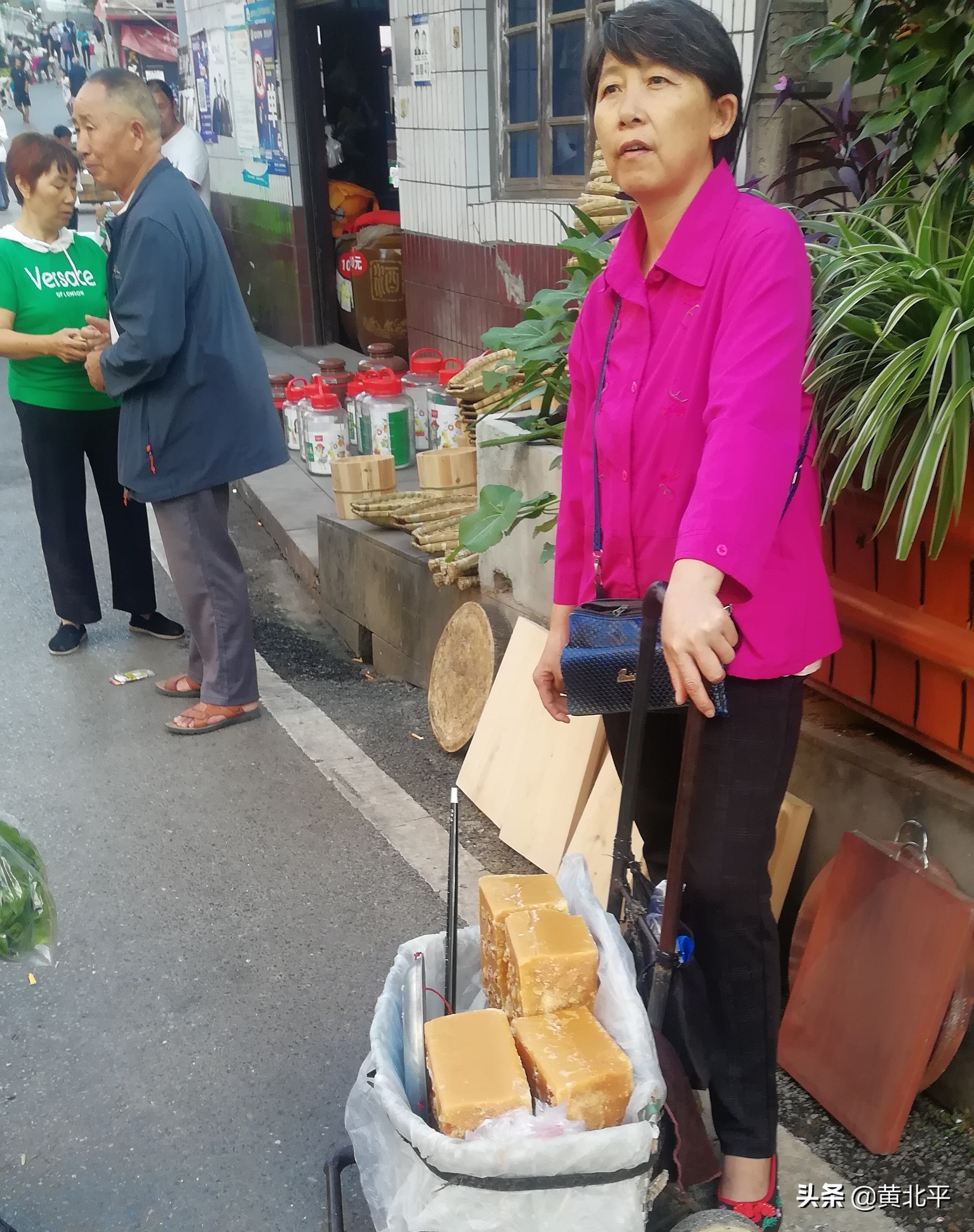 重庆市綦江区与贵州省习水县交界的小乡镇,丁山湖才是它的精髓