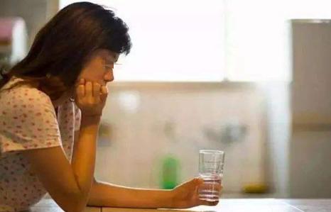 “我怀孕了,把你家网关了”,孕妇对邻居命令道,不料被霸气回怼