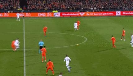 终于来了！尤文的新后防领袖——荷兰球星德利赫特全方位技术分析