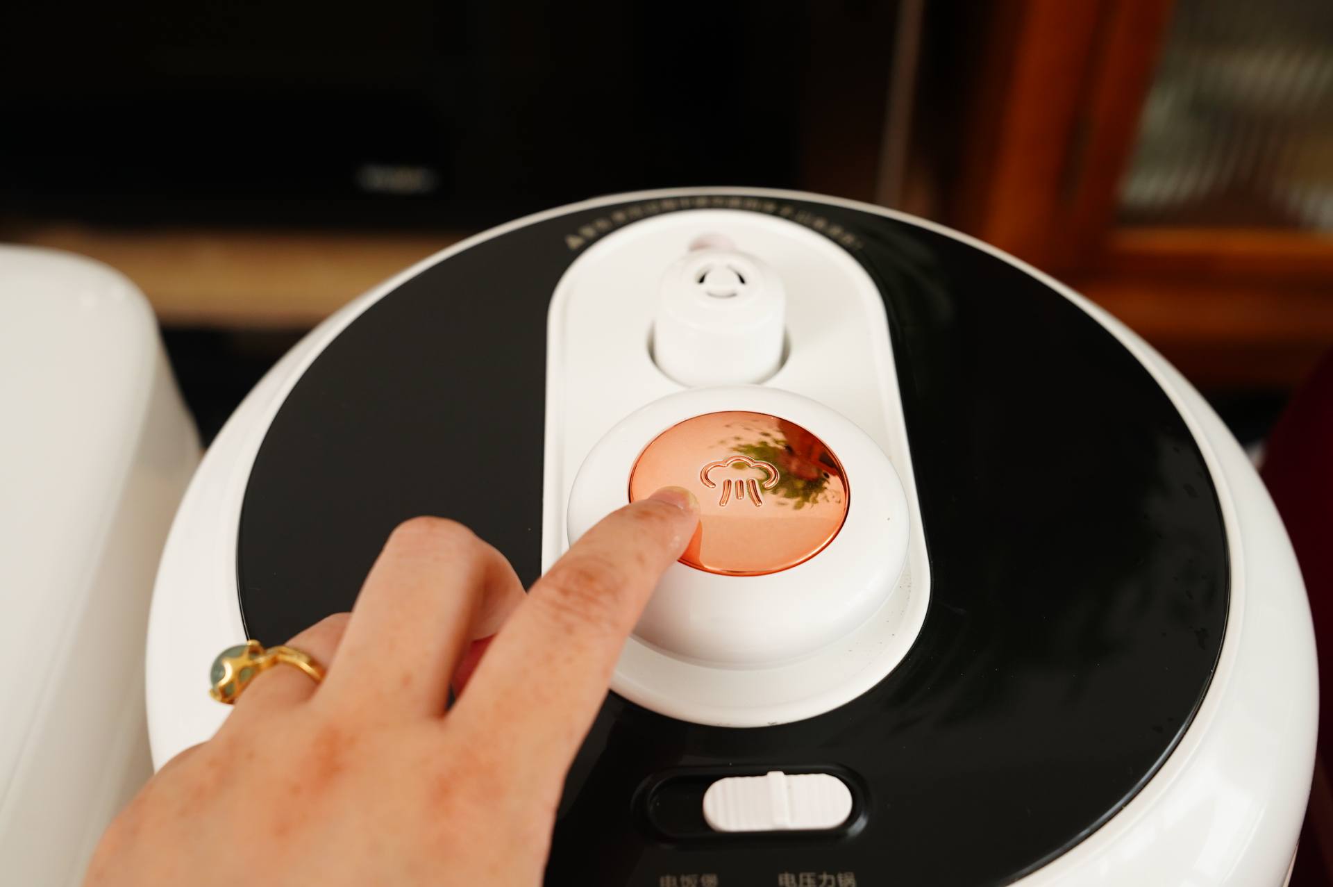 不知道怎么选电压力锅的看过来,老电压力锅推荐