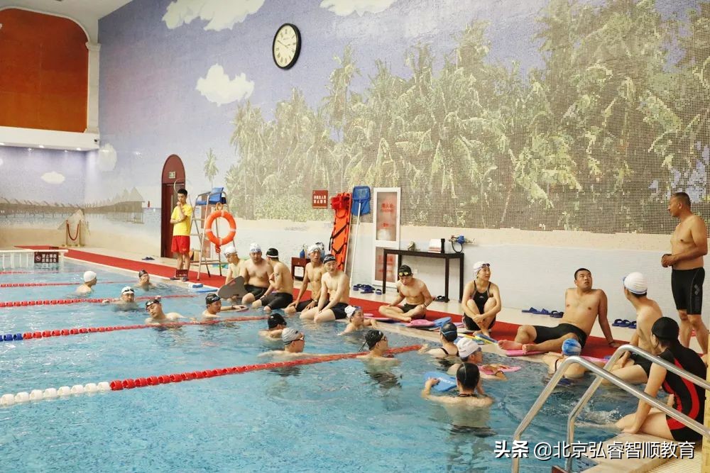 学游泳鼓励说说,学游泳9个最笨方法