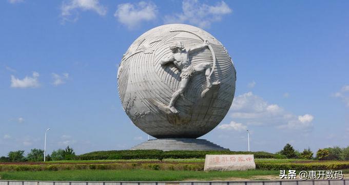 一个真实的故事一首歌音频,一个城市一座小镇的故事