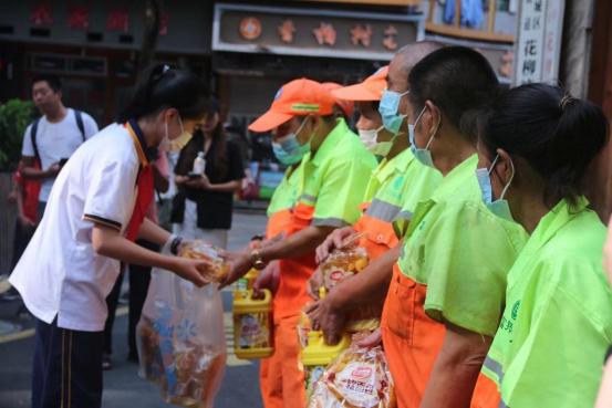 温州市第十二中学开展“铭记红色历史弘扬红色精神”国庆系列活动