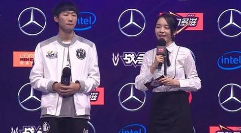 pdd和笑笑解说ig,ig夺冠庆功宴王思聪