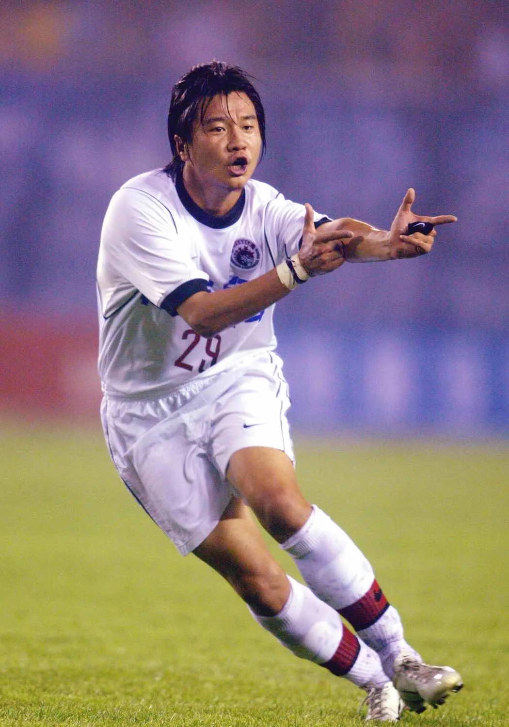 辽足宣布解散视频,辽足解散现场