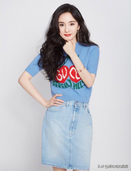 杨幂靠露腿穿搭博眼球,杨幂大冬天光腿露脚踝