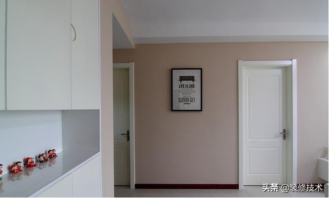 家里门套发霉怎么处理,卫生间木门发霉怎么回事