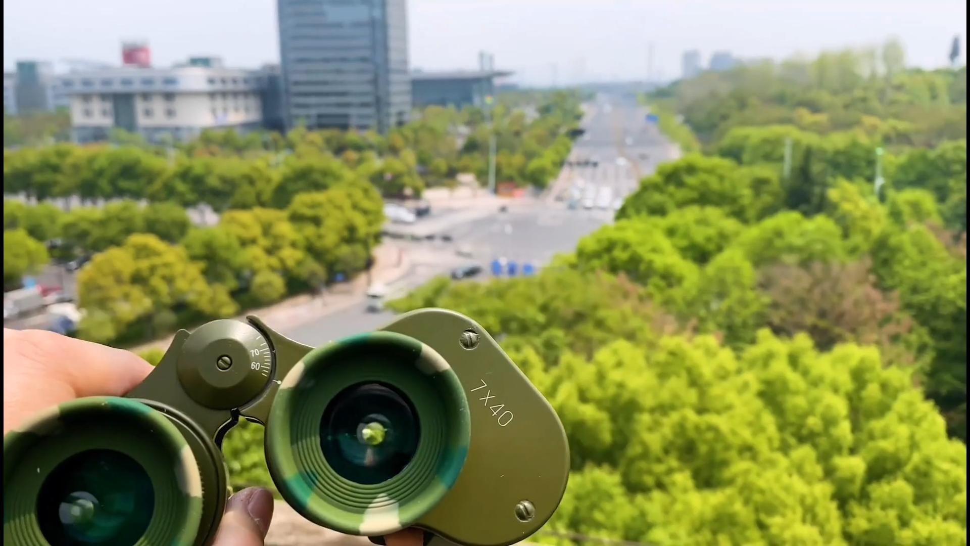 开箱88式军用望远镜,开箱真实军用10倍瞄准镜