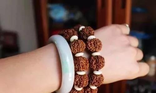 容易出效果的文玩手串,大汗手适合盘什么文玩手串