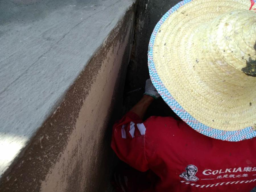 野外挖的水池防渗漏最佳方法,水池防水渗漏各种方法的特点