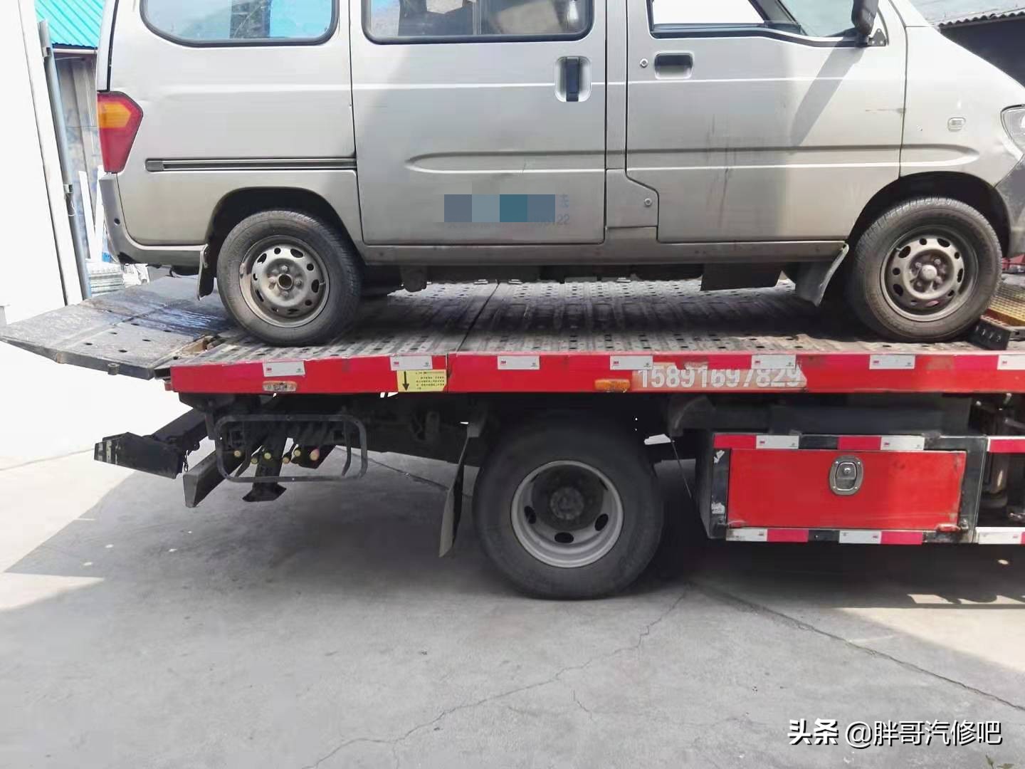 五菱之光挂档不走,胖哥以为换挡拉线脱落,原来是摩擦片报废了