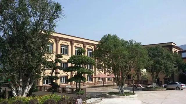 假期到处堵,周末双休哪里旅游堵