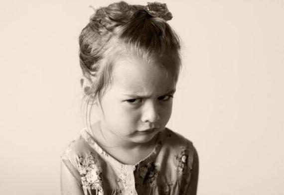 儿子被人抓破脸,儿子把同学脸抓破了道歉