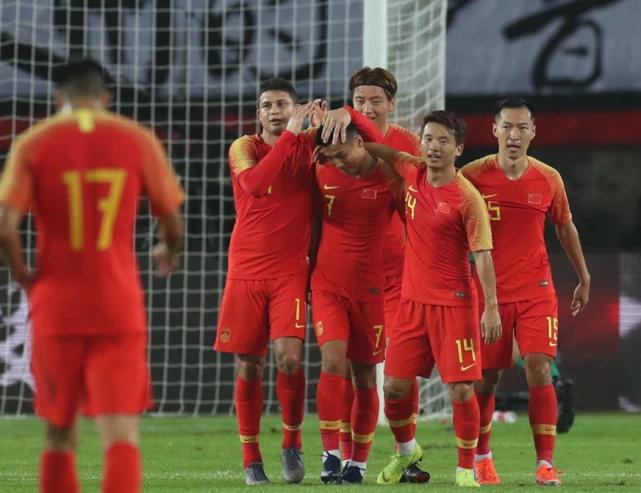 国足2-0菲律宾点评,国足对菲律宾比赛时间表