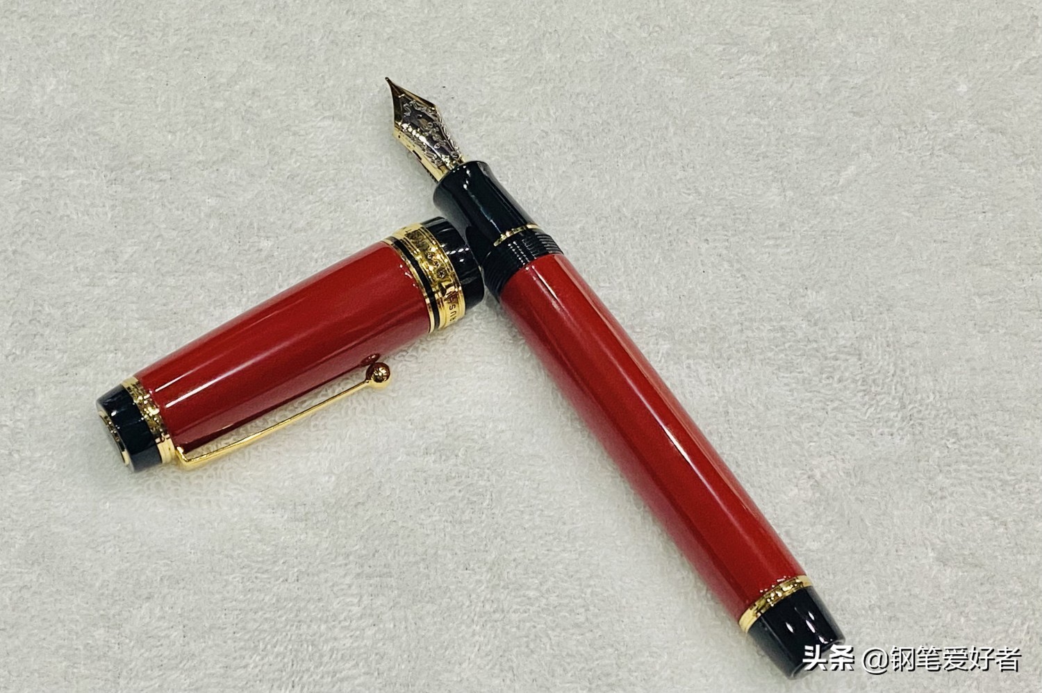 百乐新款按动钢笔,百乐钢笔custom透明