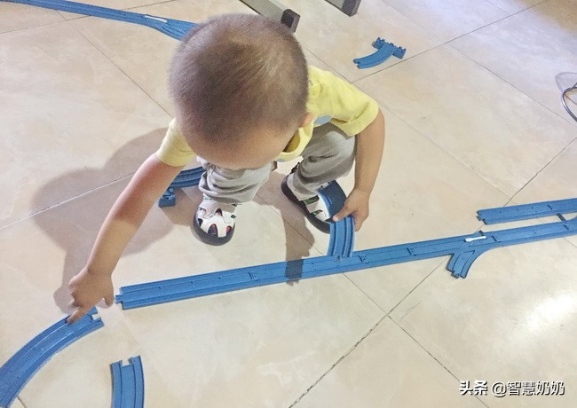 孩子注意力不集中家长很头疼，别着急，这样训练效果不错