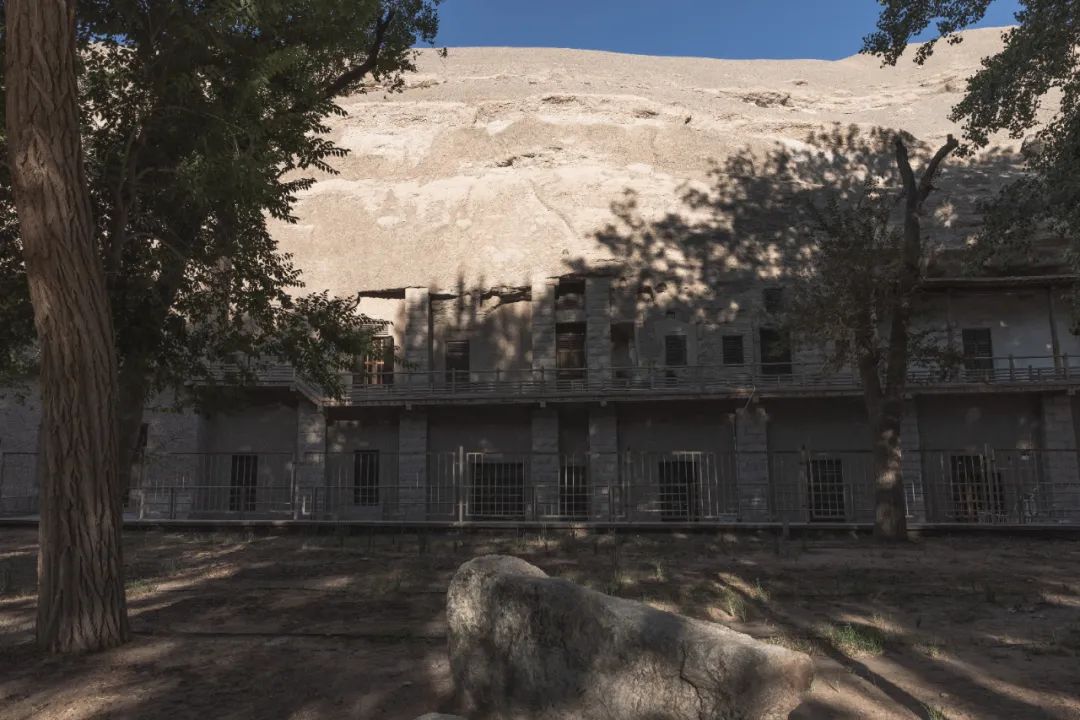 敦煌为什么会是佛教圣地,敦煌为什么能闻名世界