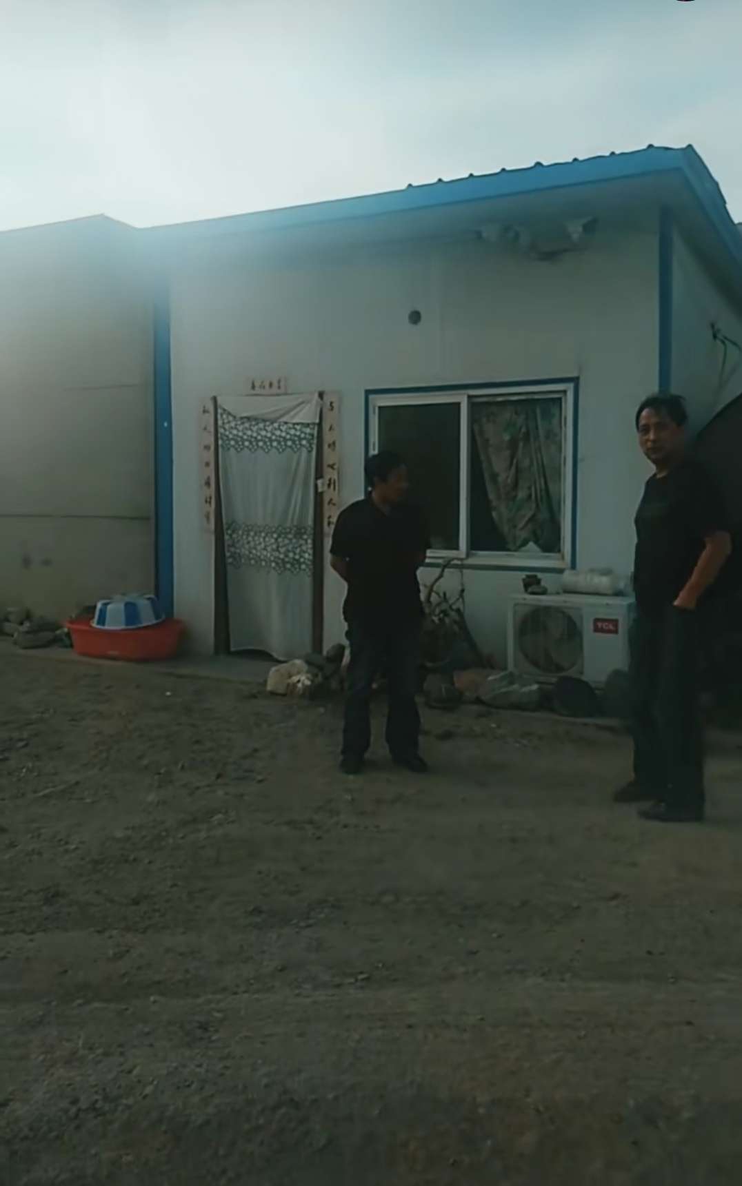 甘谷金山农民作家张志刚,甘谷徒步张志刚