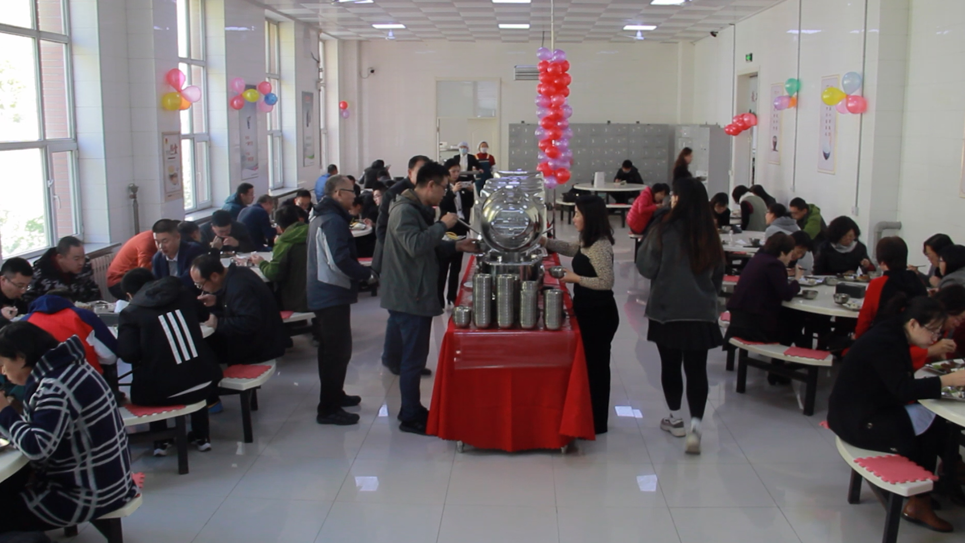 热烈庆祝长春市养正高中、农安县合隆中学千喜食堂盛大开业