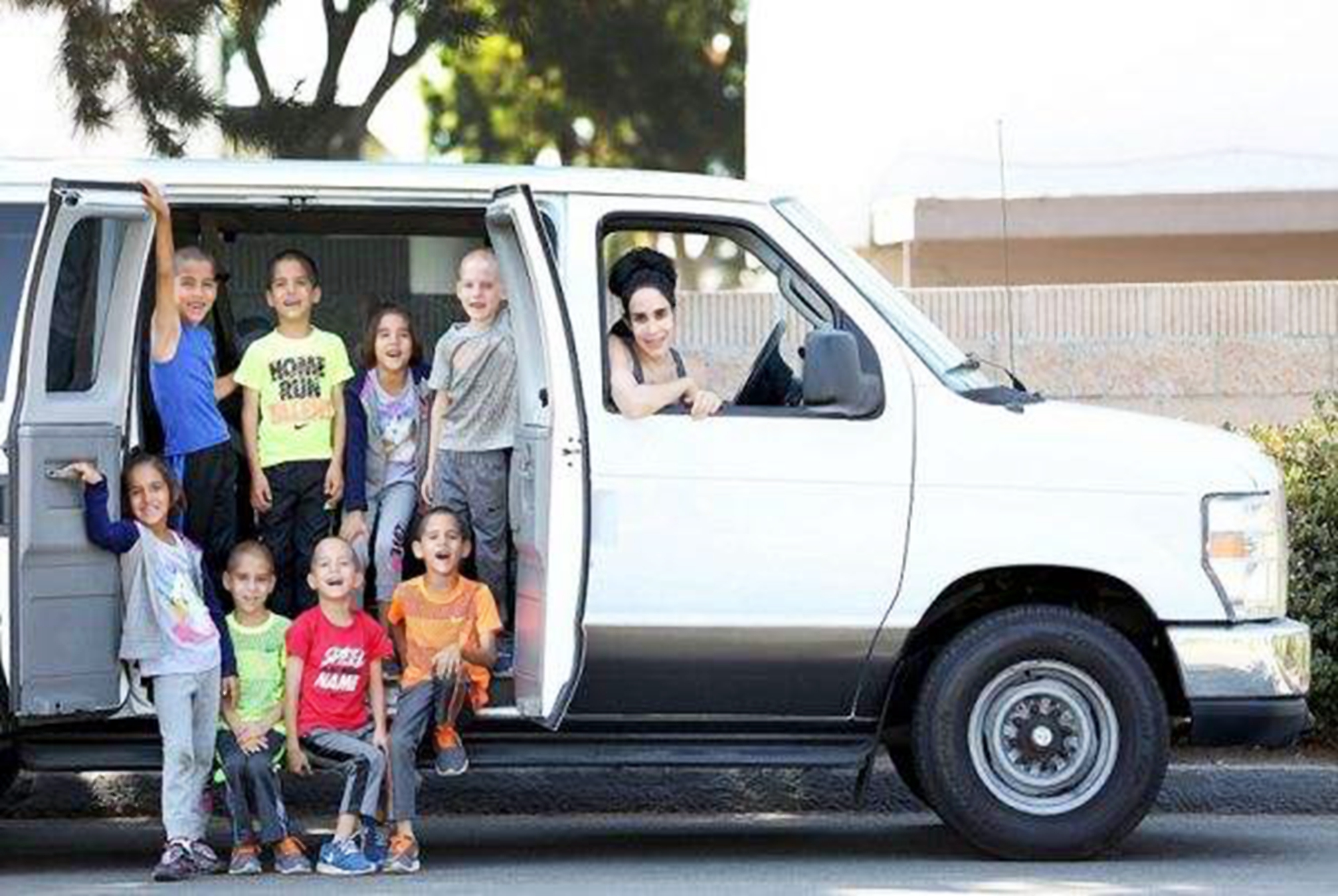 美国怀孕八胞胎现状,美国妈妈7胞胎现状