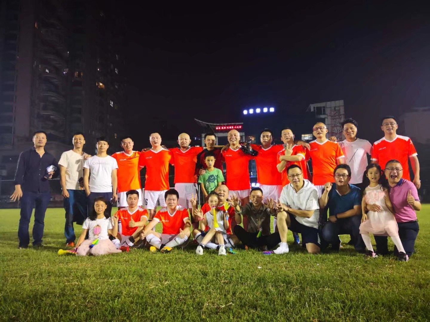 不负韶华我们都是追梦人公益广告,不负韶华我们都是追梦人完整版