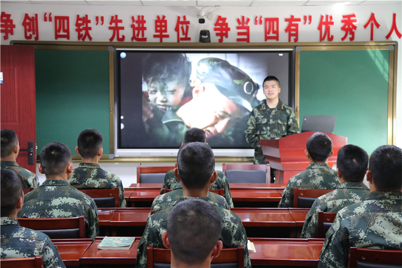 致敬军人汶川地震,缅怀汶川地震军人