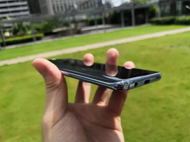 三星s8现在还值不值得入手,依然坚挺的手机