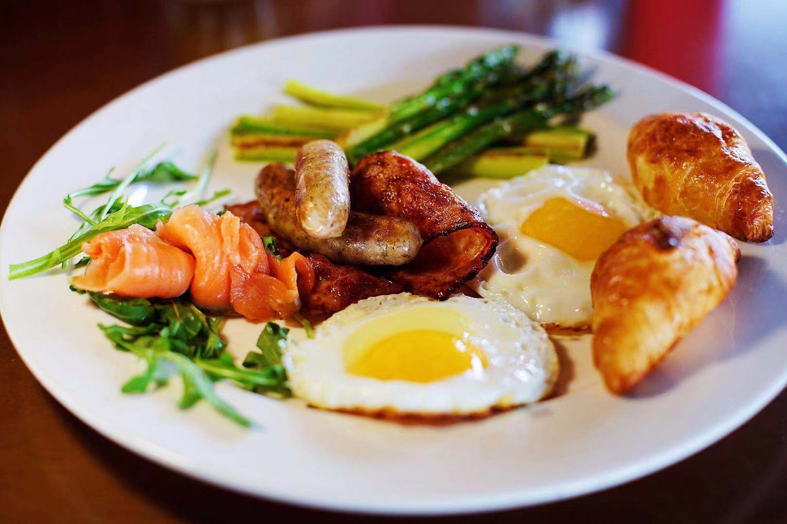 见多识广也看不懂在平安夜送苹果会改变美国人在圣诞节吃火鸡吗