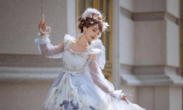 逛洛丽塔店,去洛丽塔实体店需要注意什么