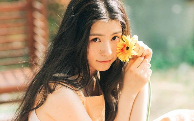 女生在恋爱中追求的是什么呢,女人在追求男人有什么暗示