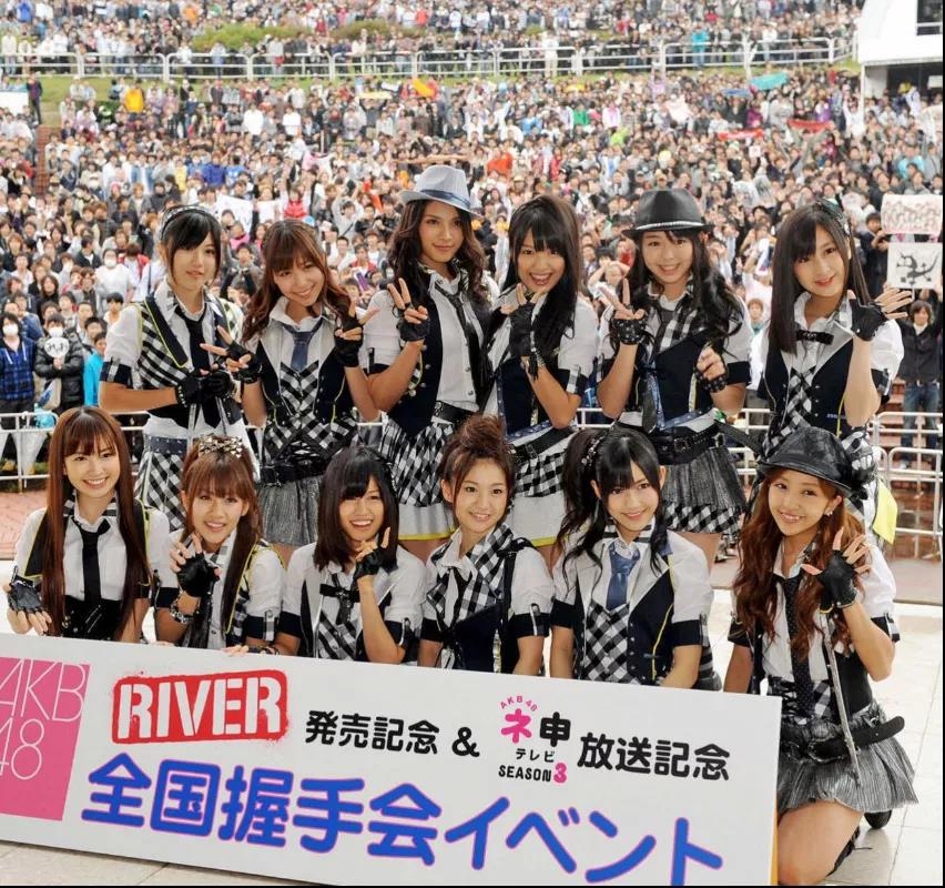 秋元康偶像背后的男人,金牌偶像制作人秋元康