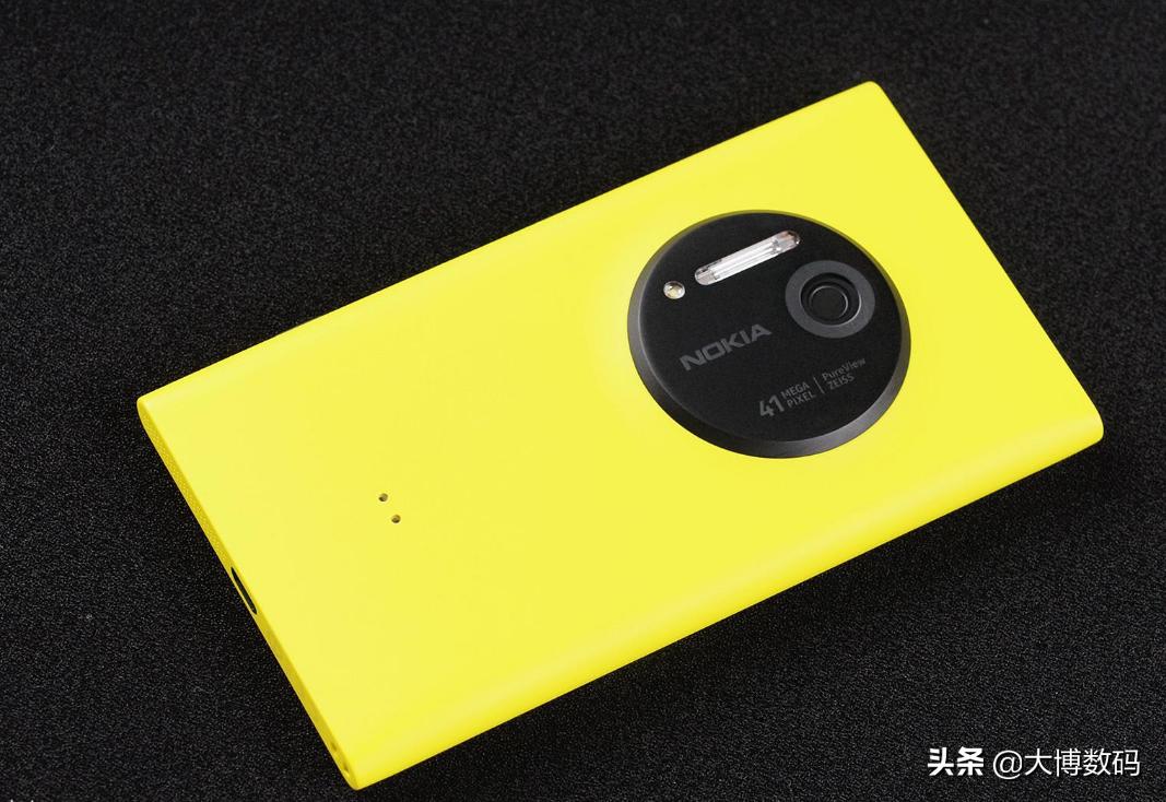 诺基亚n8现在值得入手吗,诺基亚n810现在价格