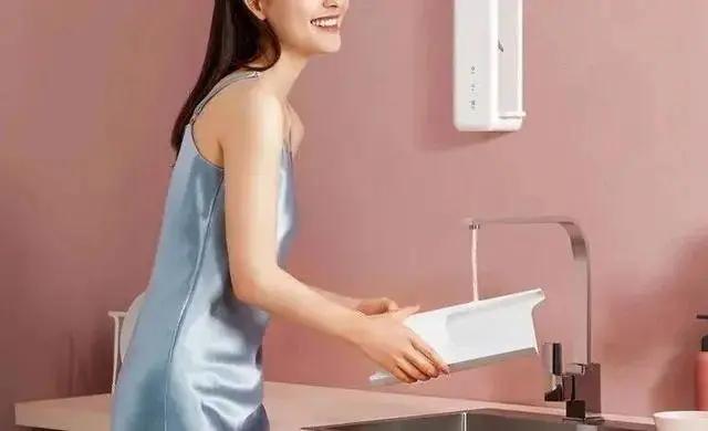 不要乱放筷子,长期潮湿发霉,开水也烫不掉,用它熏一下就好了