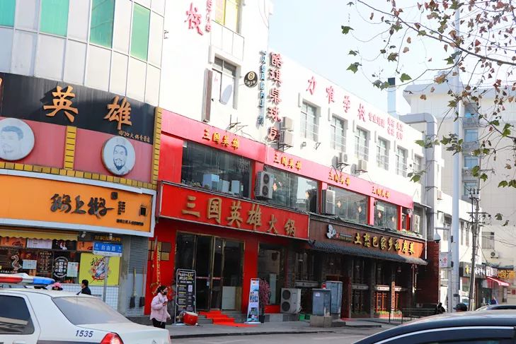 慢悠悠在司门口晃荡，感受武汉老城区的宠辱不惊