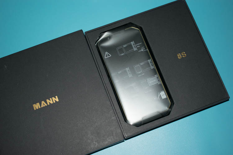 目前最强双摄手机,待机20天手机