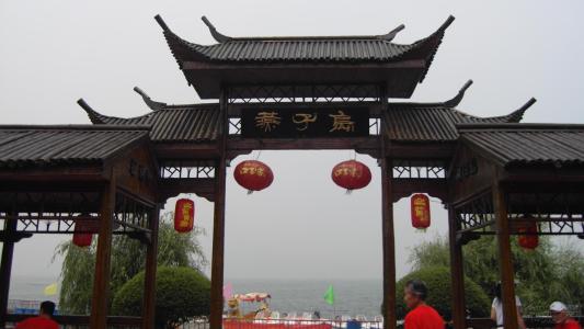 假期旅游攻略必去景点可游泳,万佛湖风景区游玩攻略