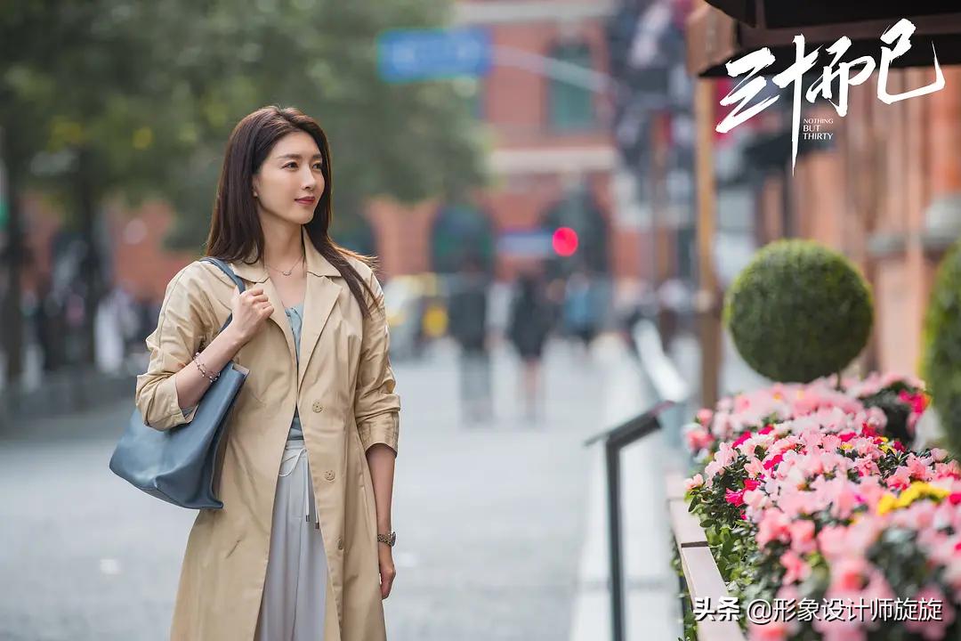 适合年轻人的轻熟风,尝试优雅减龄的轻熟风
