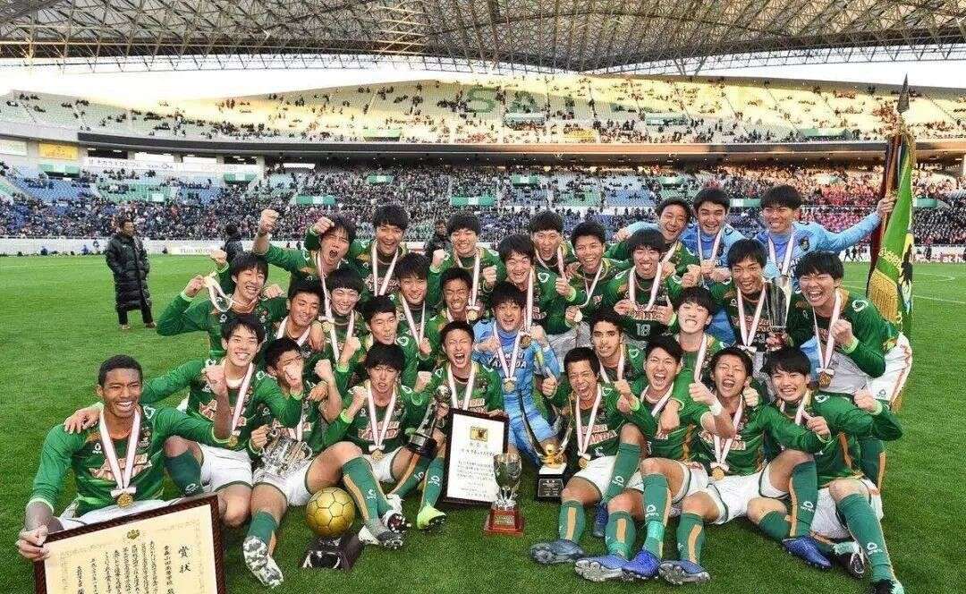 近5年中国和韩国足球历史对比,求索中国前十年史